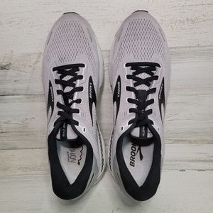 BROOKS MENS ADRENALINE GTS 22, SIZE 10.5